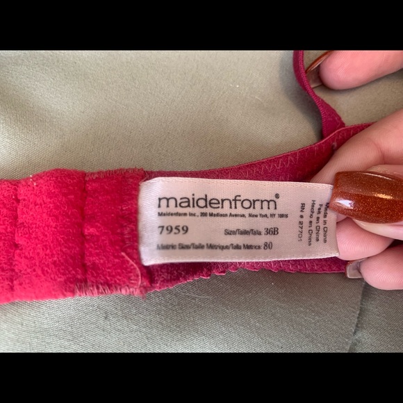 Maidenform red and black bra, size 36B - Picture 3 of 3
